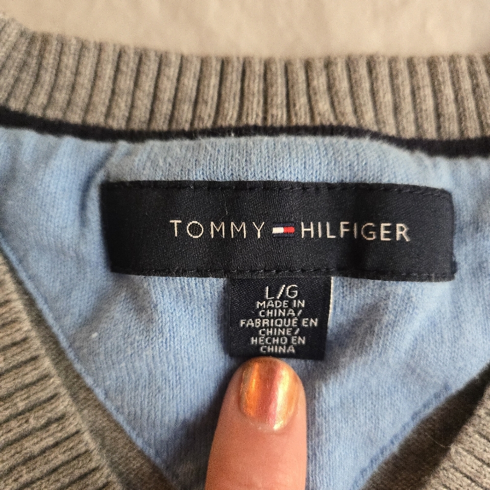 Tommy Hilfiger Men's Argyle Sweater Vest Grey with Light Blue 100% Cotton - Picture 2 of 8